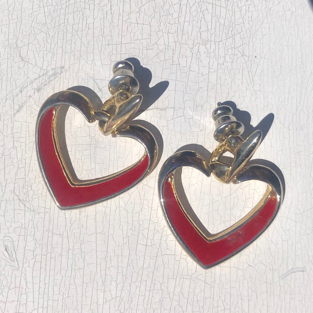 Vintage red/ gold color heart shape earrings